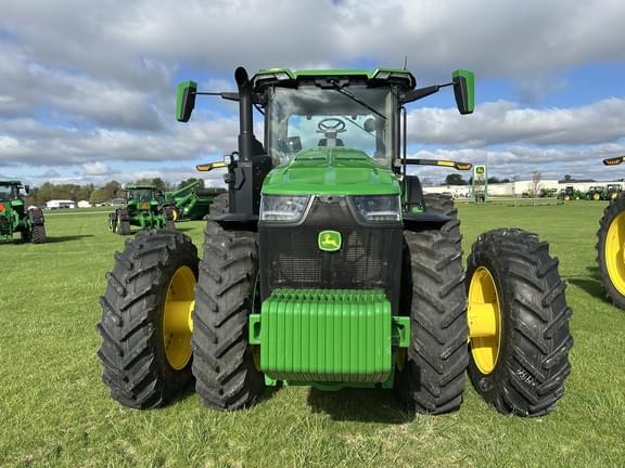 Image of John Deere 8R 340 equipment image 2