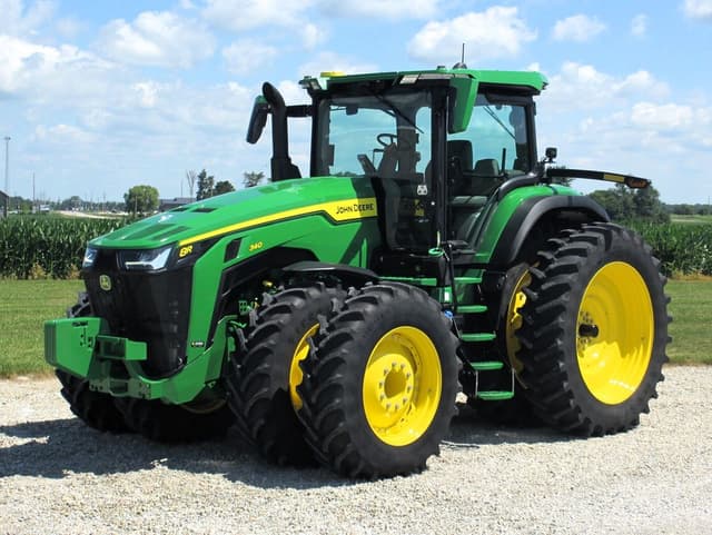 Image of John Deere 8R 340 equipment image 1