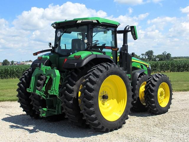 Image of John Deere 8R 340 equipment image 1