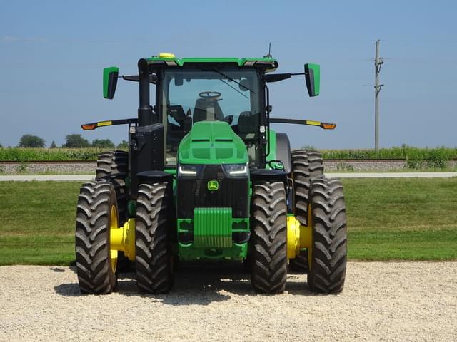 Image of John Deere 8R 340 equipment image 2
