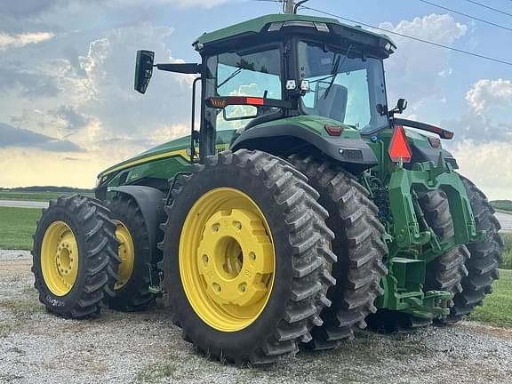 Image of John Deere 8R 340 equipment image 2