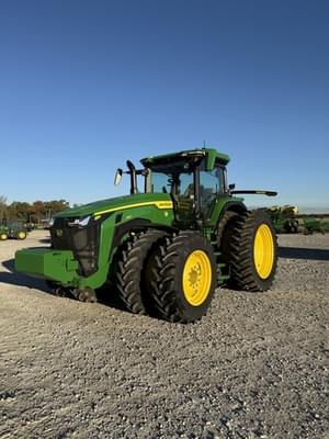 2024 John Deere 8R 340 Image