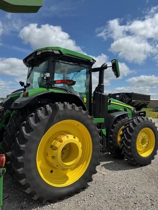 Image of John Deere 8R 340 equipment image 3