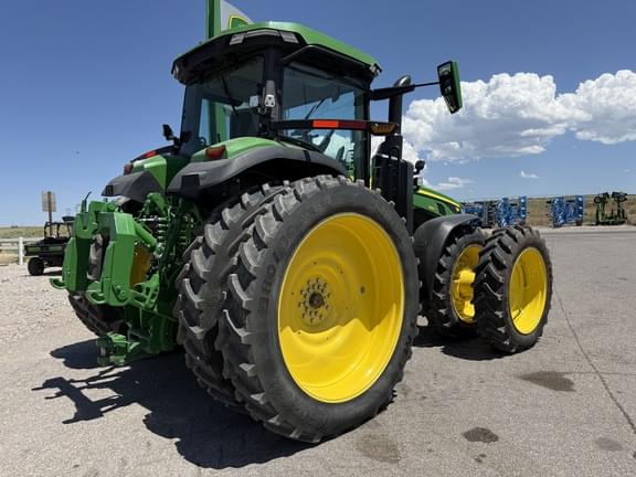 Image of John Deere 8R 340 equipment image 4