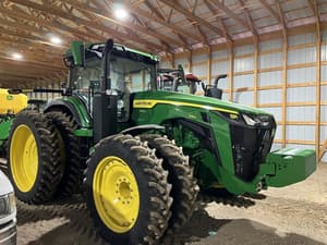 2024 John Deere 8R 340 Image