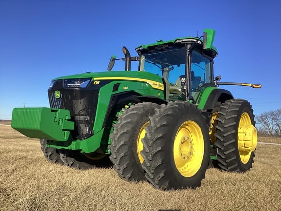 2024 John Deere 8R 340 Image