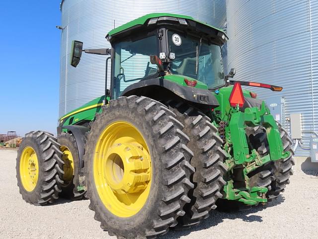 Image of John Deere 8R 340 equipment image 1