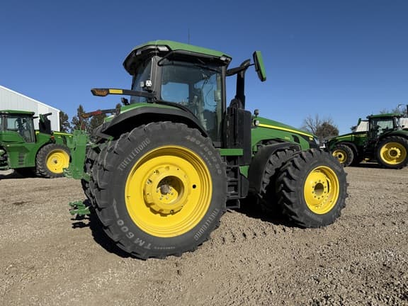 Image of John Deere 8R 340 equipment image 3