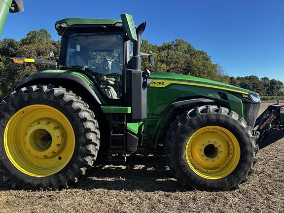 Image of John Deere 8R 340 Primary image
