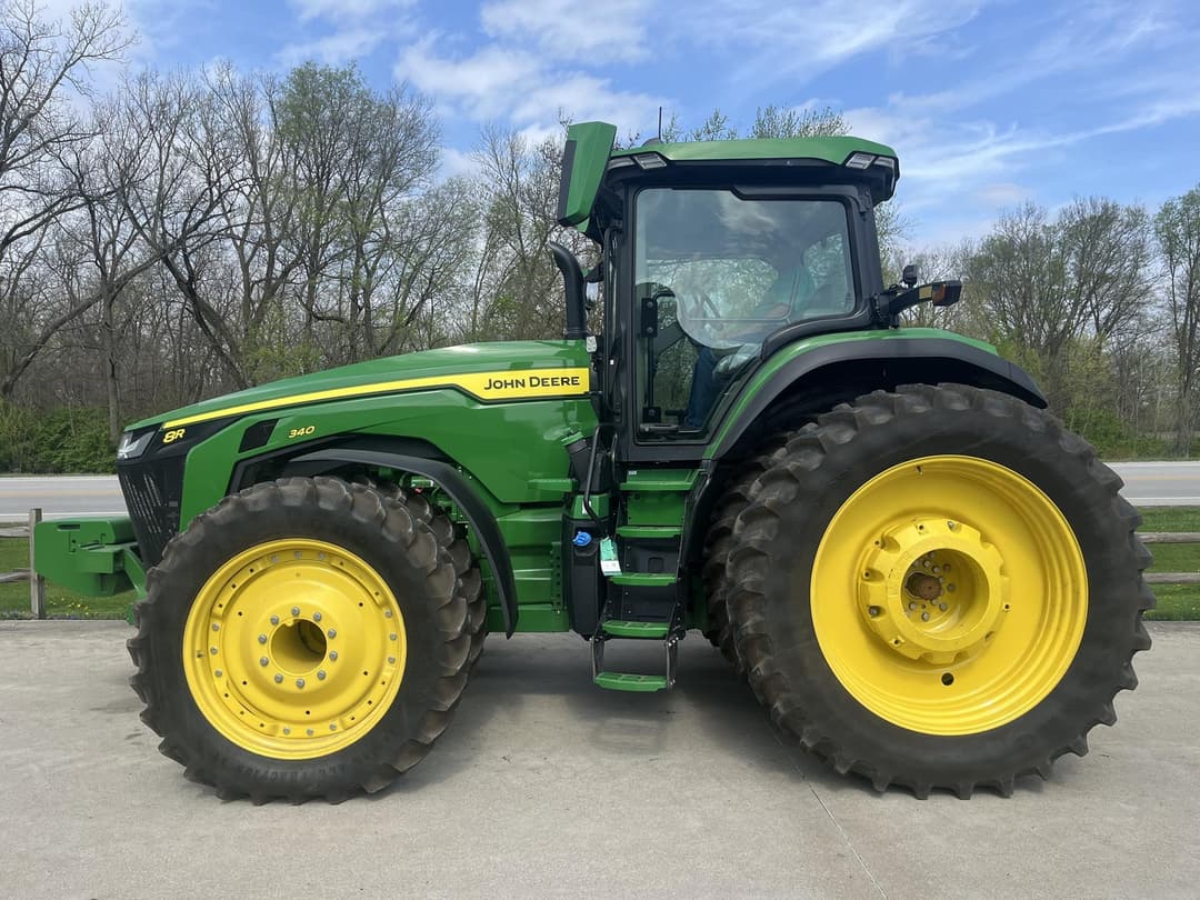 Image of John Deere 8R 340 Primary image