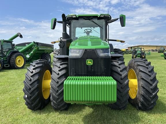 Image of John Deere 8R 340 equipment image 3