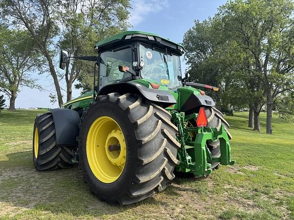 Image of John Deere 8R 340 equipment image 3