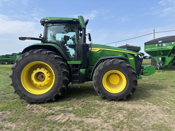 Image of John Deere 8R 340 equipment image 3