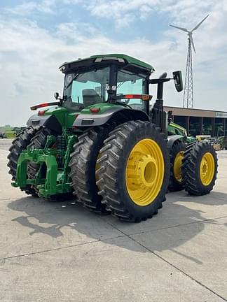 Image of John Deere 8R 340 equipment image 4