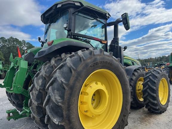 Image of John Deere 8R 340 equipment image 3