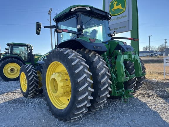 Image of John Deere 8R 340 equipment image 2