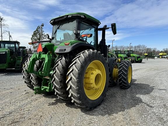 Image of John Deere 8R 340 equipment image 3
