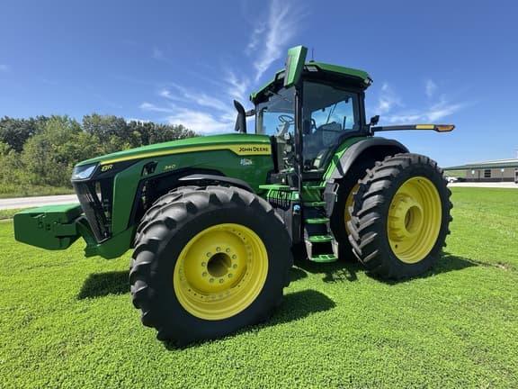 Image of John Deere 8R 340 equipment image 1