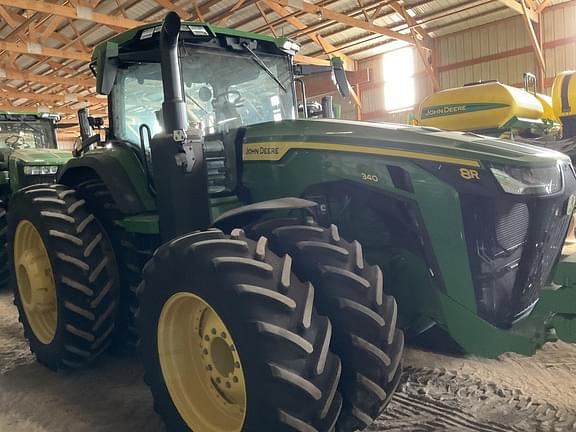 Image of John Deere 8R 340 equipment image 3