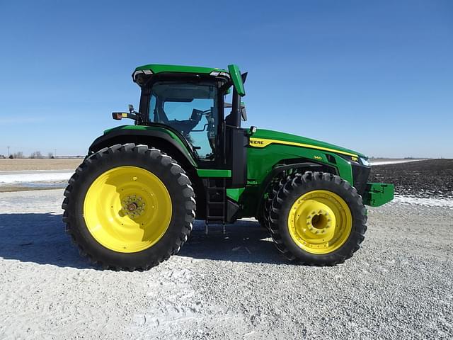 Image of John Deere 8R 340 equipment image 2