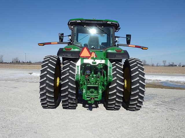 Image of John Deere 8R 340 equipment image 4