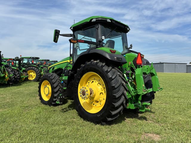 Image of John Deere 8R 340 equipment image 2