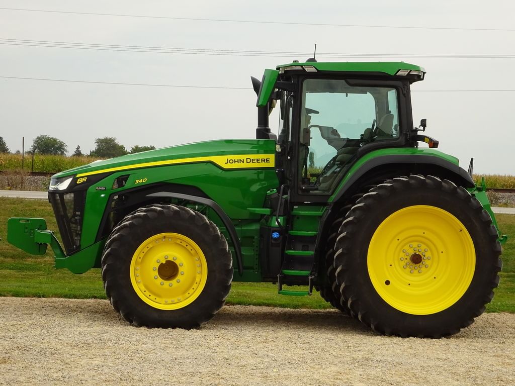 2024 John Deere 8R 340 Equipment Image0