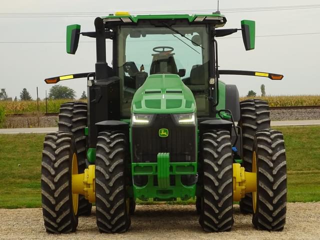 Image of John Deere 8R 340 equipment image 2