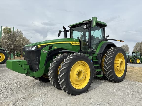 Image of John Deere 8R 340 Primary image