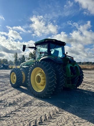 Image of John Deere 8R 340 equipment image 2