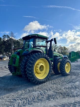 Image of John Deere 8R 340 equipment image 4