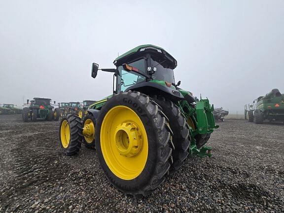 Image of John Deere 8R 340 equipment image 2