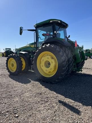 Image of John Deere 8R 340 equipment image 4