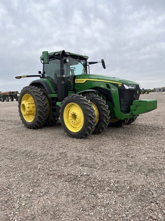 2024 John Deere 8R 340 Image