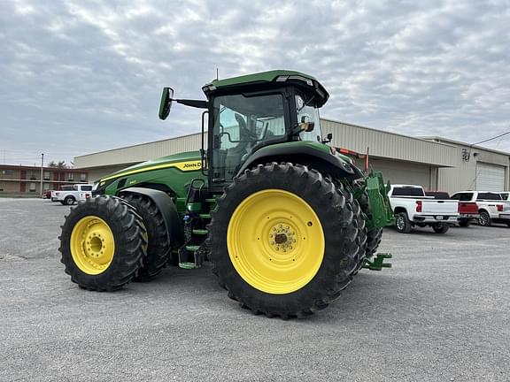 Image of John Deere 8R 340 equipment image 4