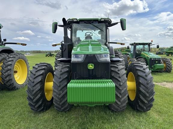 Image of John Deere 8R 340 equipment image 2