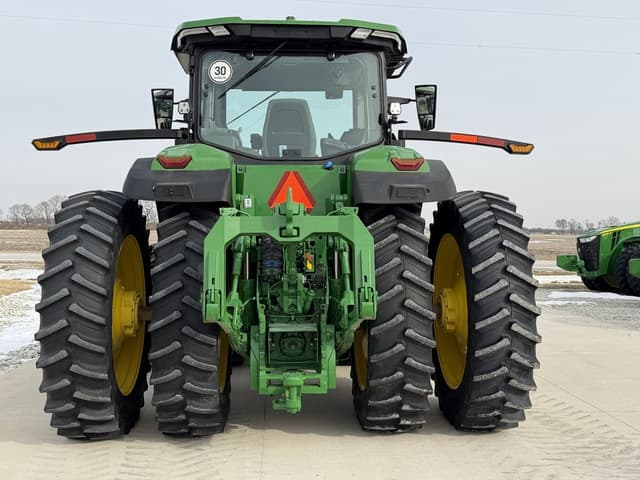 Image of John Deere 8R 340 equipment image 4