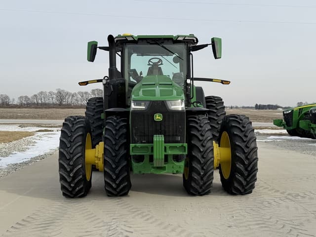 Image of John Deere 8R 340 equipment image 3
