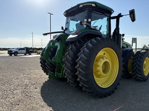 Image of John Deere 8R 340 equipment image 4