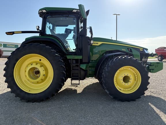 Image of John Deere 8R 340 equipment image 3