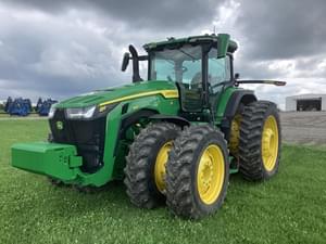 2024 John Deere 8R 340 Image