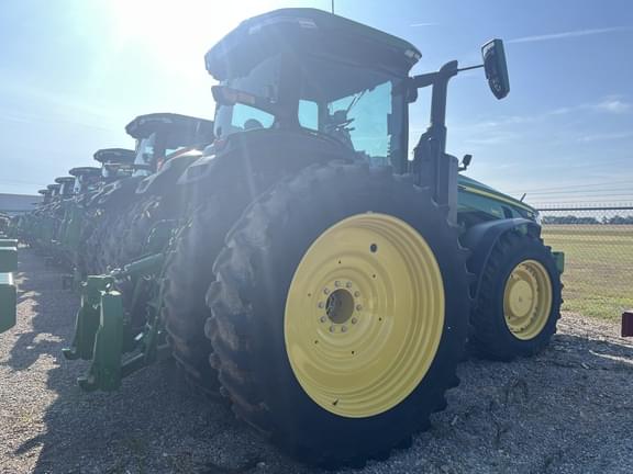 Image of John Deere 8R 340 equipment image 2