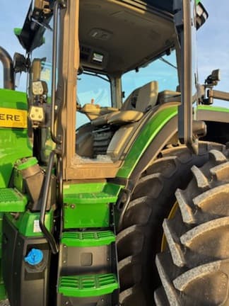 Image of John Deere 8R 340 equipment image 4