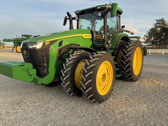 2024 John Deere 8R 340 Equipment Image0