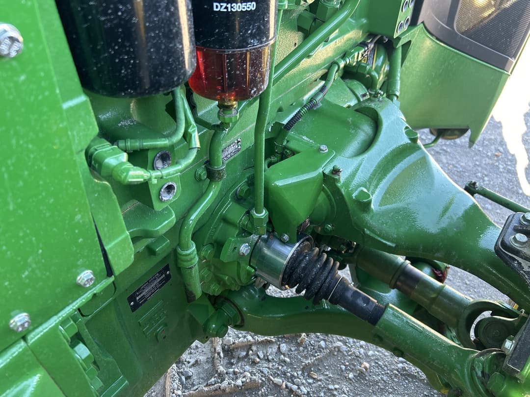 Image of John Deere 8R 340 Image 1