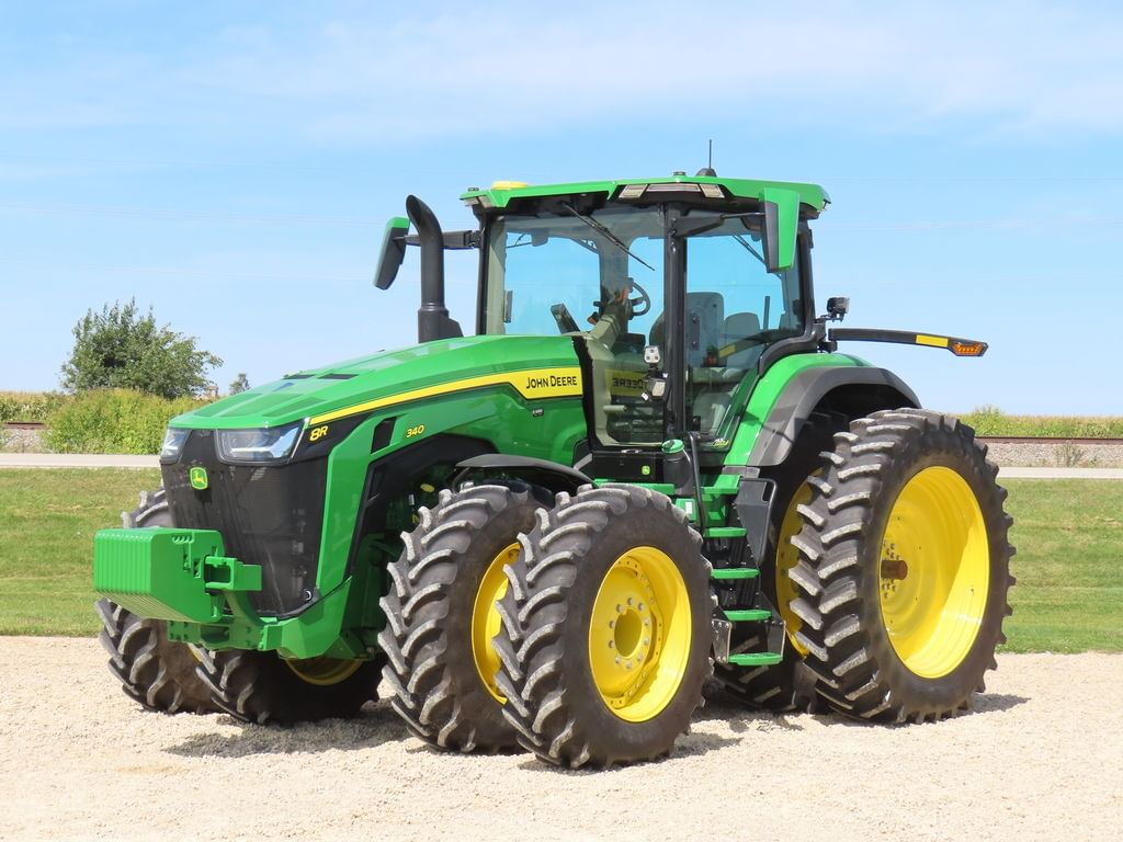 2024 John Deere 8R 340 Equipment Image0