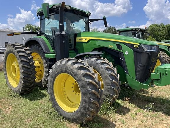 Image of John Deere 8R 340 equipment image 2