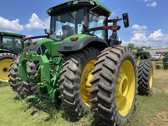 Image of John Deere 8R 340 equipment image 3