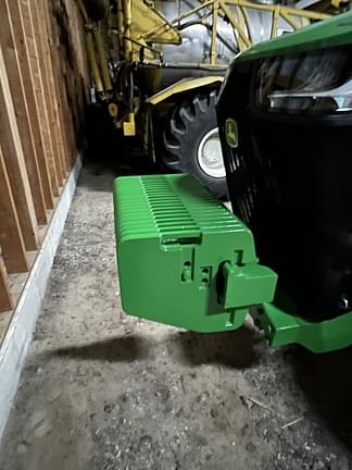 Image of John Deere 8R 340 equipment image 2