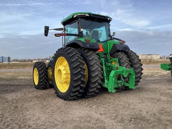 Image of John Deere 8R 340 equipment image 2